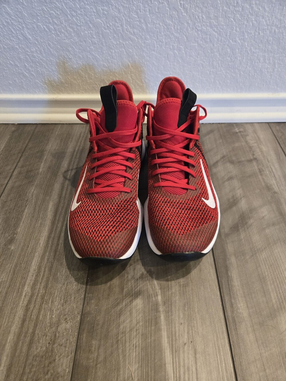 Nike LeBron Witness IV TB University Red – Men’s Size 11